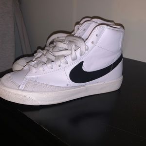 Nike Blazer Mid 77’ Vintage Sneaker